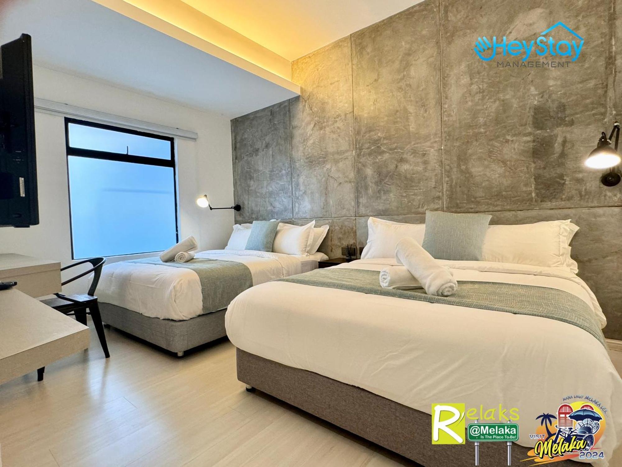 Modern Cave Guest House Walking Distance 5Mins To Jonker Malacca Exterior photo