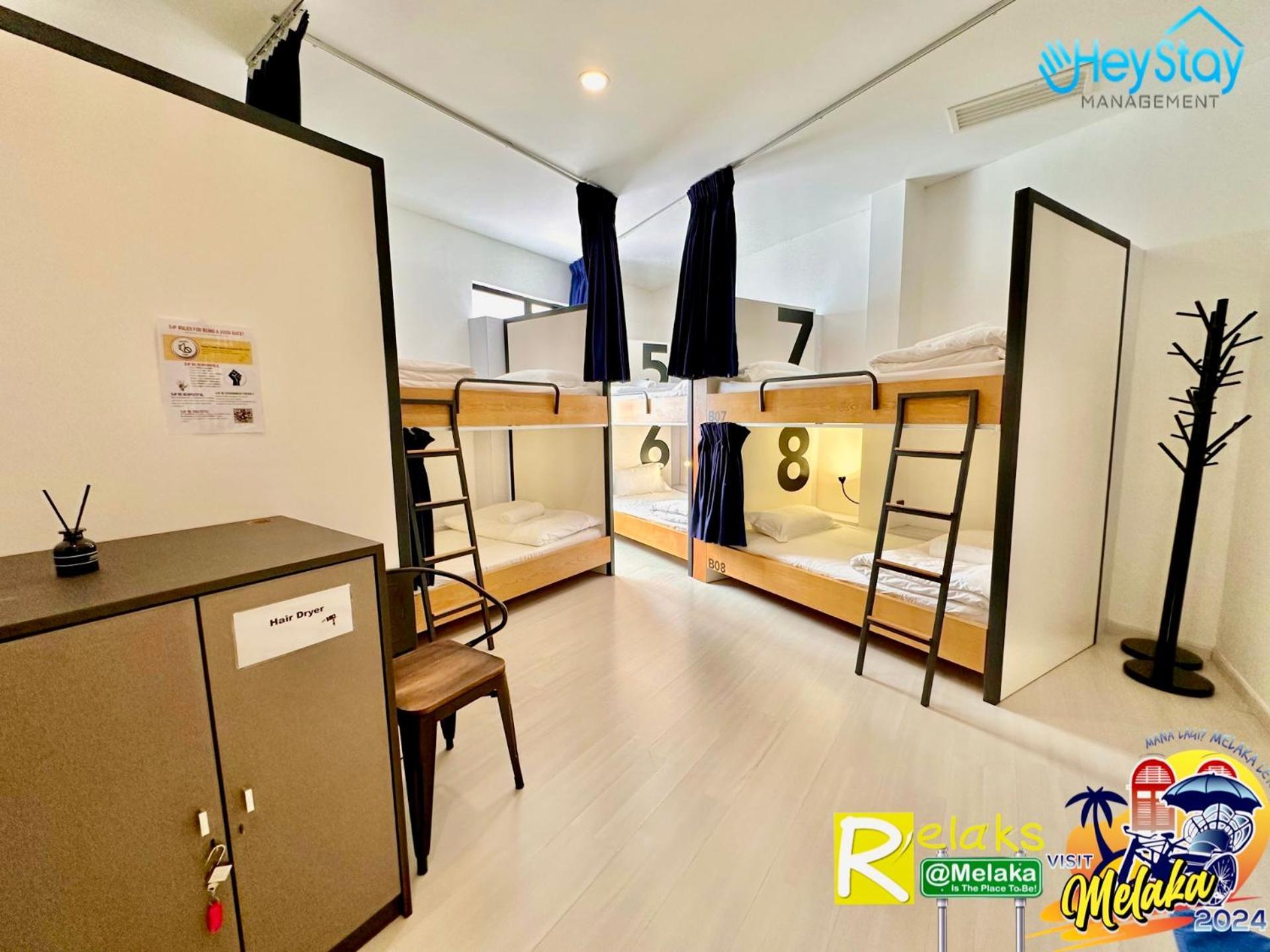 Modern Cave Guest House Walking Distance 5Mins To Jonker Malacca Exterior photo